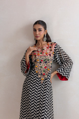 Essence Kurta Set