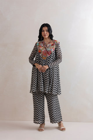 Grafit Kurta Set