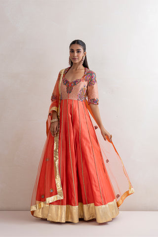 Rutbahar Anarkali