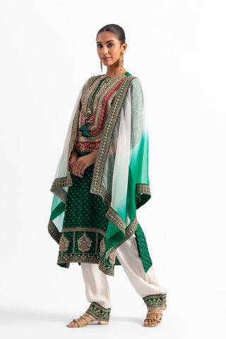 Raghvi Kurta Set