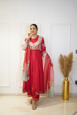 Supriya In Our Zarah Anarkali Set