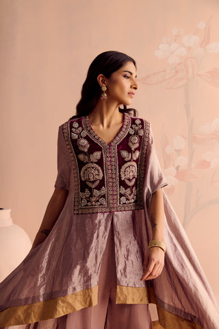 The Bahaar Velvet Set